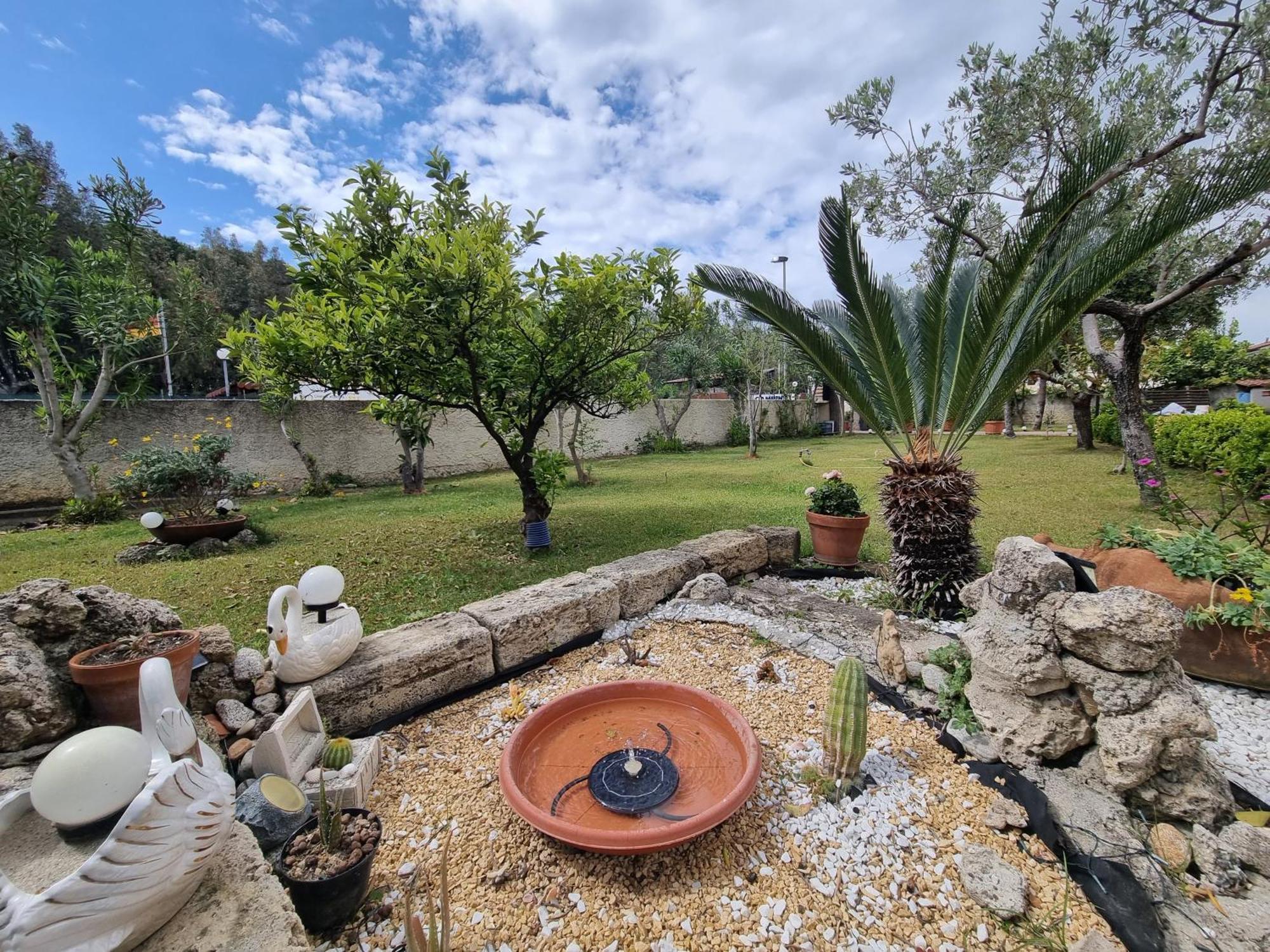 Villaggio Camping Lungomare Cropani Bagian luar foto