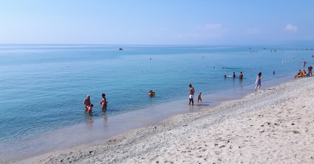 Villaggio Camping Lungomare Cropani Bagian luar foto