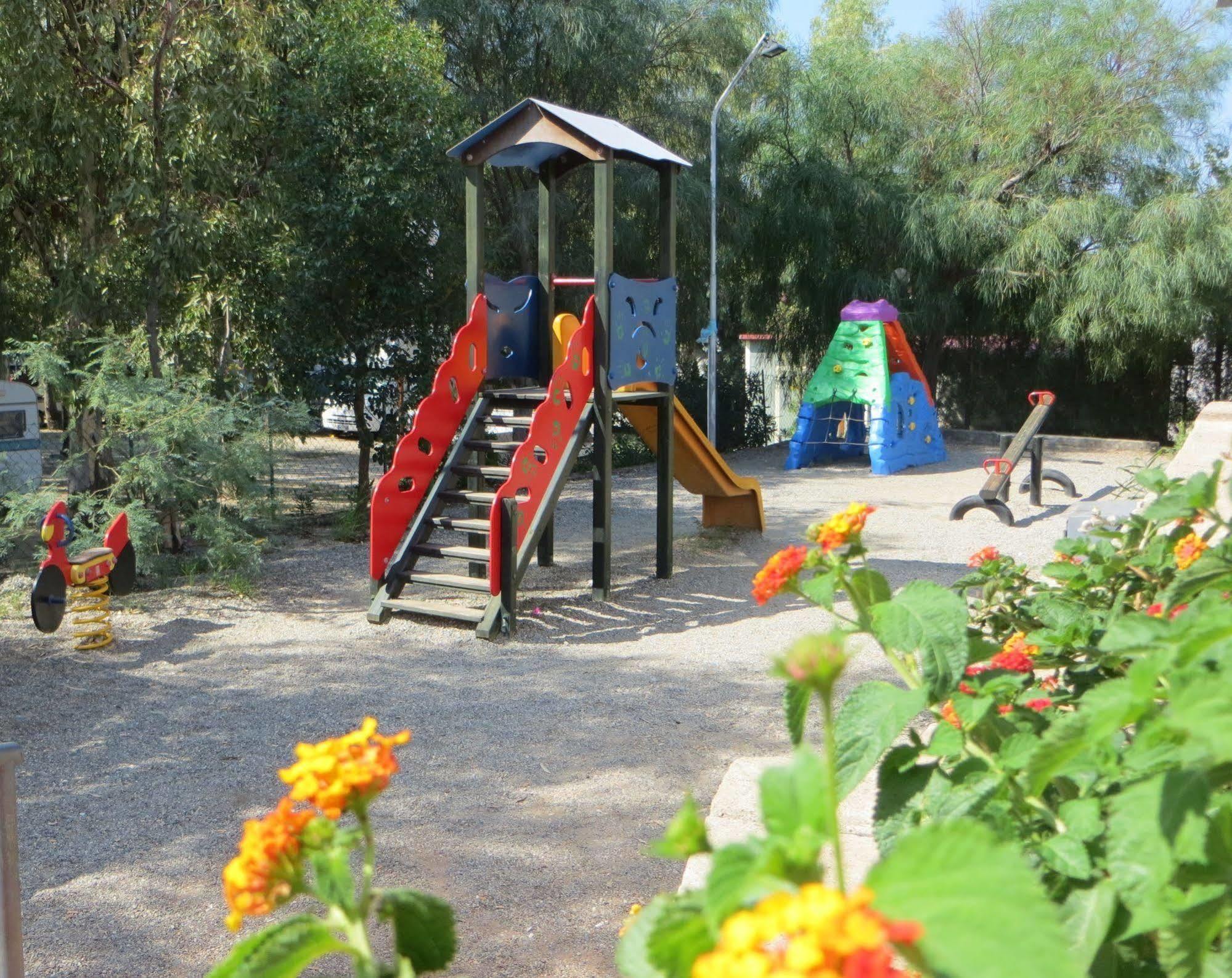 Villaggio Camping Lungomare Cropani Bagian luar foto