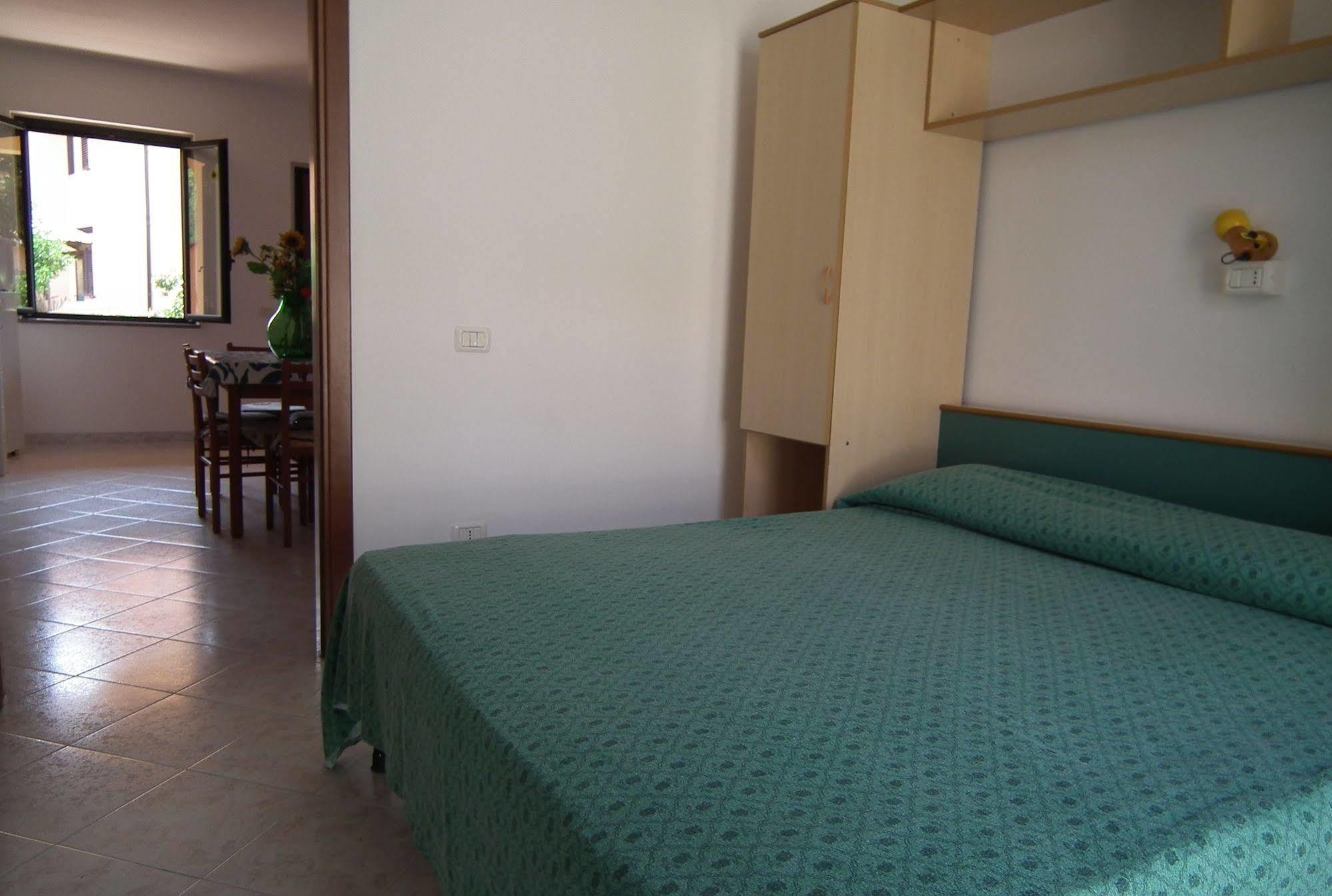Villaggio Camping Lungomare Cropani Bagian luar foto